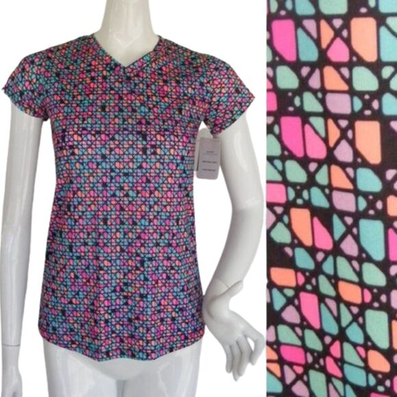 new C9 CHAMPION Activewear Top, XL, V-neck SS, Geometric, Short sleeves - Picture 1 of 11